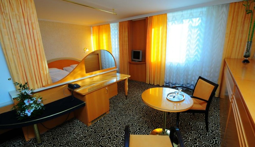 Hotel EROPLÁN**** Superior Rožnov pod Radhoštěm